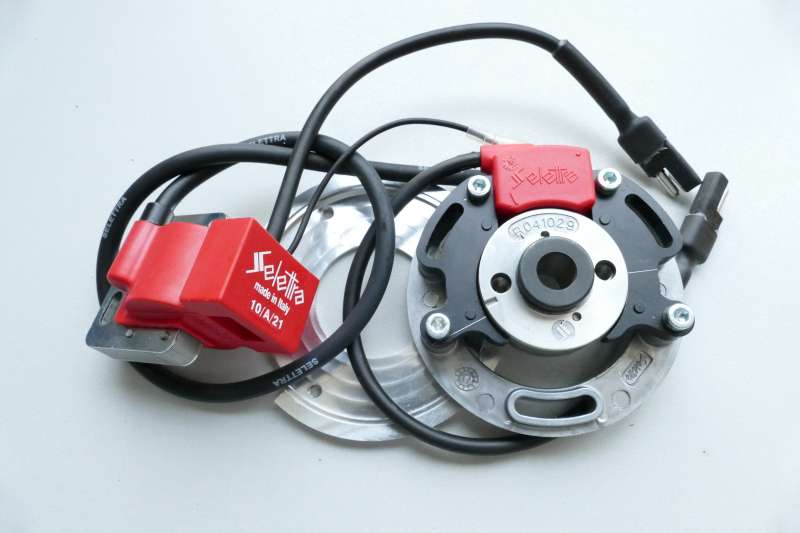 Selettra KZ komplett analoges Zündungssystem für Vespa Quattrini inkl. Adapterplate Zündung Spule Stator Rotor